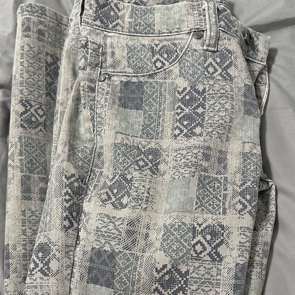 Blank NYC Blue and Cream Geometric Jacquard Jeans